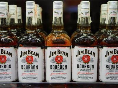 butelki burbonu Jim Beam